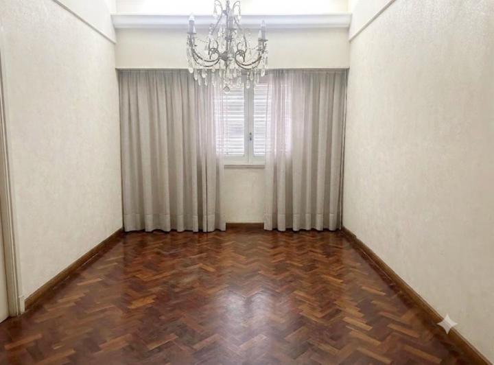 Departamento · 150m² · 6 Ambientes · 1 Cochera