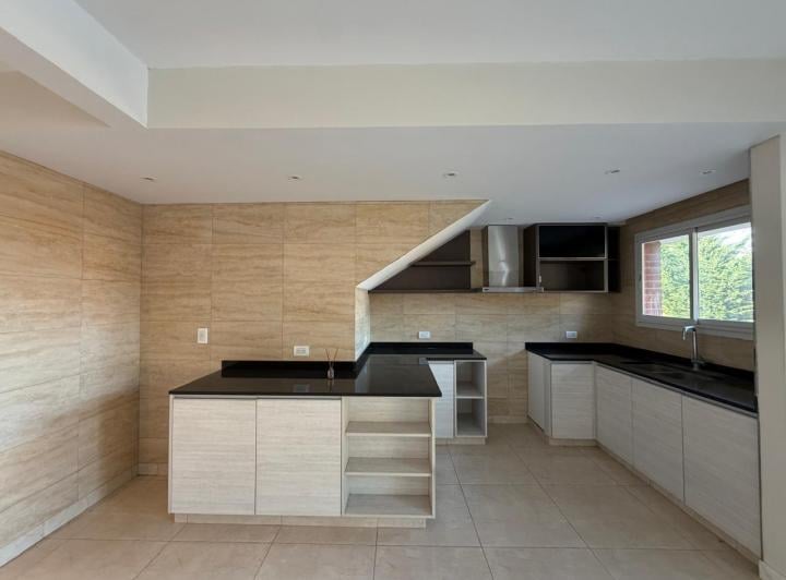 Departamento · 120m² · 4 Ambientes · 1 Cochera