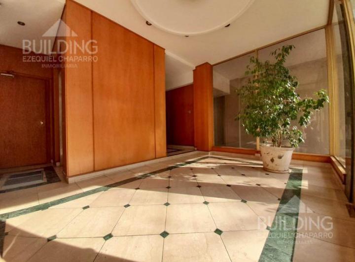 Departamento · 110m² · 6 Ambientes · 1 Cochera