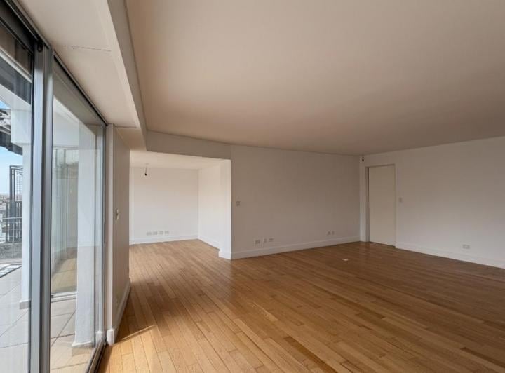 Departamento · 156m² · 4 Ambientes · 1 Cochera