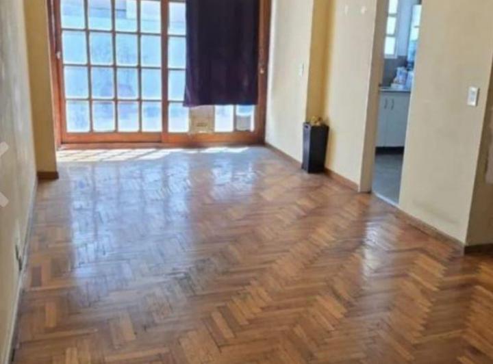 Departamento · 76m² · 5 Ambientes · 2 Cocheras