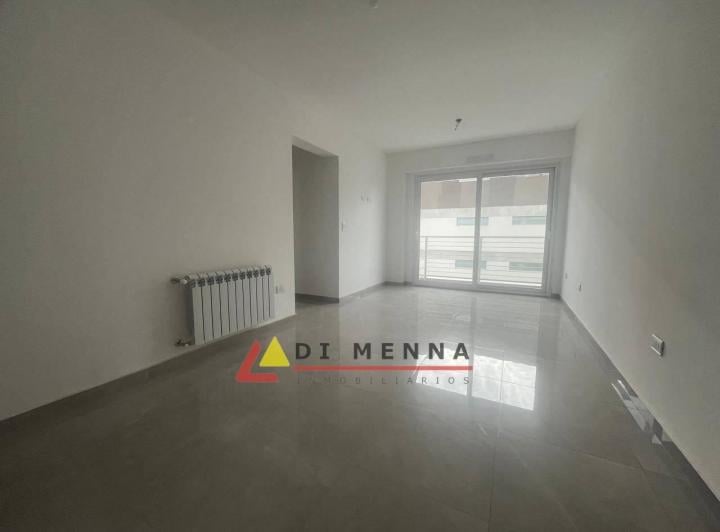 Departamento · 83m² · 4 Ambientes · 1 Cochera