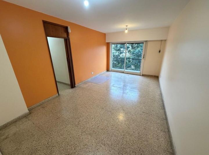 Departamento · 80m² · 4 Ambientes · 1 Cochera