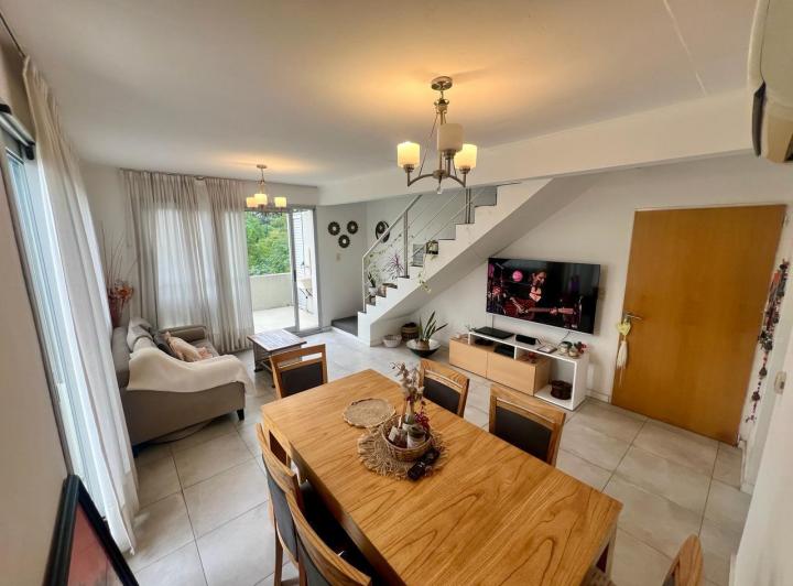 Departamento · 80m² · 4 Ambientes · 1 Cochera