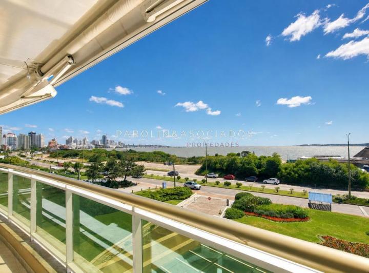 Departamento · 120m² · 4 Ambientes · 1 Cochera