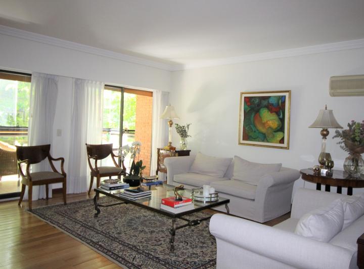 Departamento · 180m² · 4 Ambientes · 1 Cochera