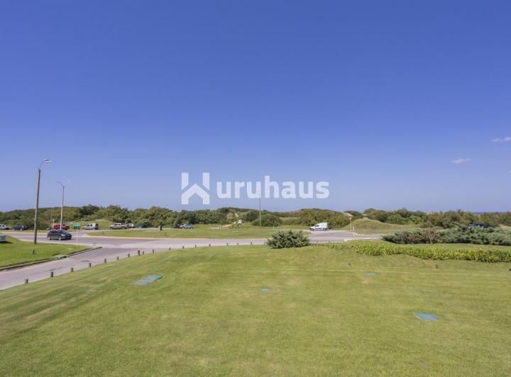 Departamento · 130m² · 4 Ambientes · 1 Cochera
