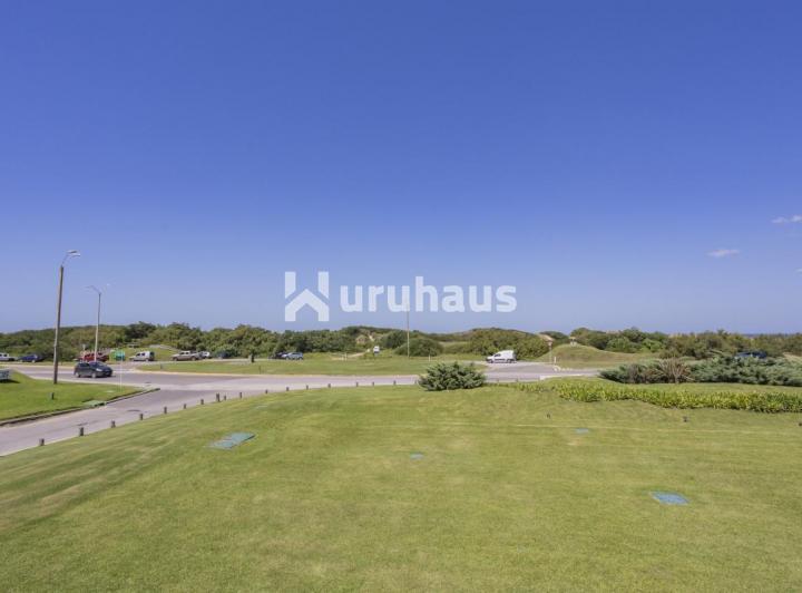 Departamento · 130m² · 4 Ambientes · 1 Cochera