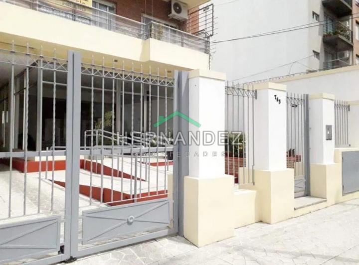 Departamento · 80m² · 3 Ambientes · 1 Cochera