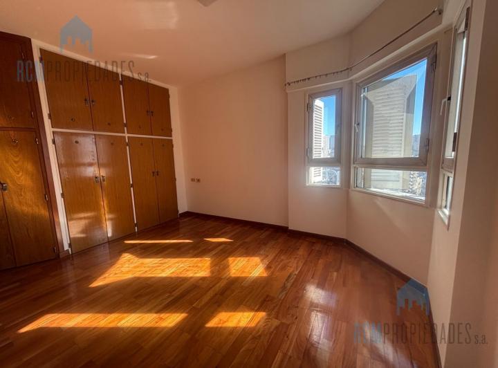 Departamento · 131m² · 5 Ambientes · 1 Cochera
