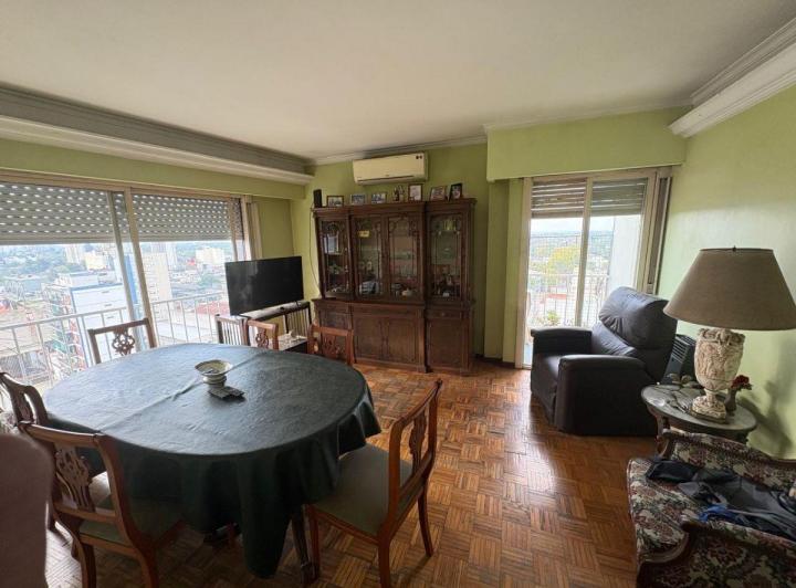 Departamento · 80m² · 4 Ambientes