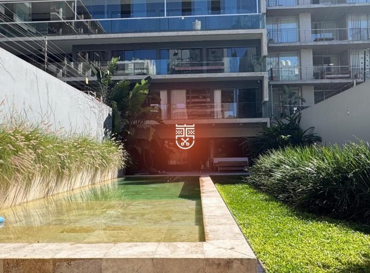 Departamento · 350m² · 4 Ambientes · 3 Cocheras