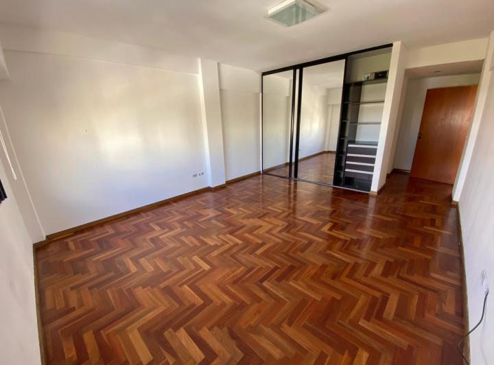 Departamento · 70m² · 3 Ambientes · 1 Cochera