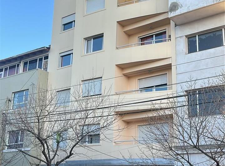 Departamento · 62m² · 6 Ambientes · 1 Cochera