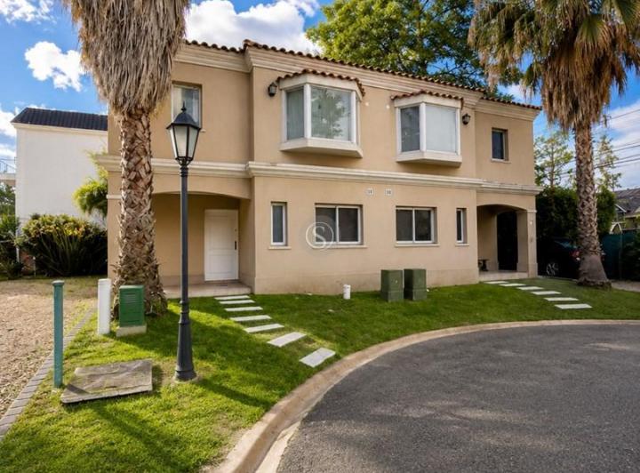 Casa · 70m² · 4 Ambientes