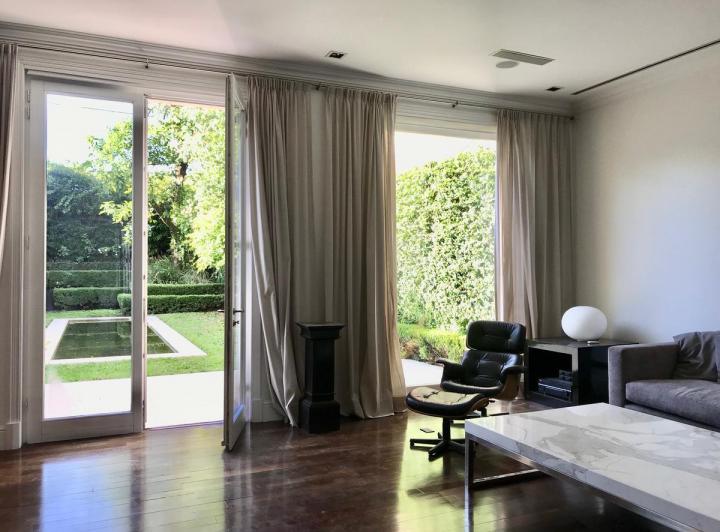 Casa · 500m² · 5 Ambientes · 2 Cocheras