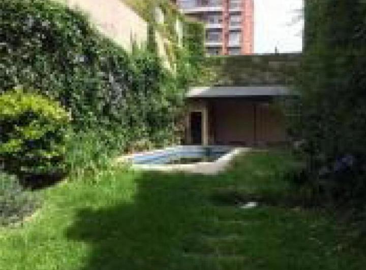 Casa · 277m² · 6 Ambientes · 1 Cochera