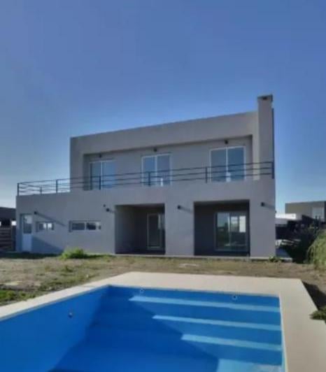Casa · 199m² · 4 Ambientes