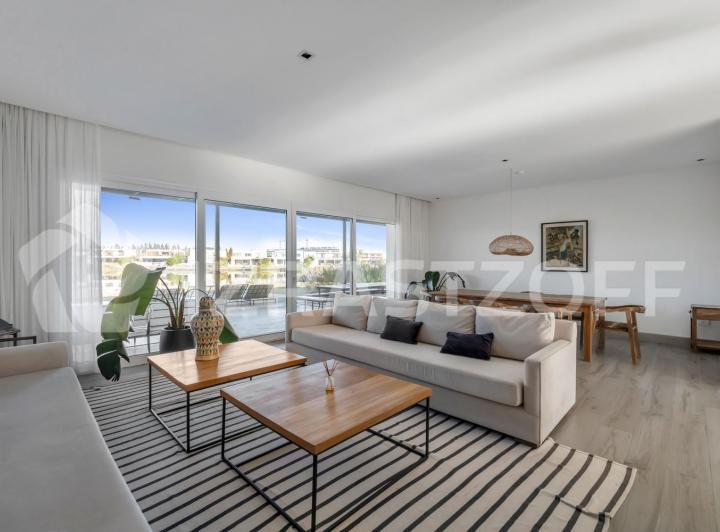 Casa · 500m² · 8 Ambientes · 2 Cocheras