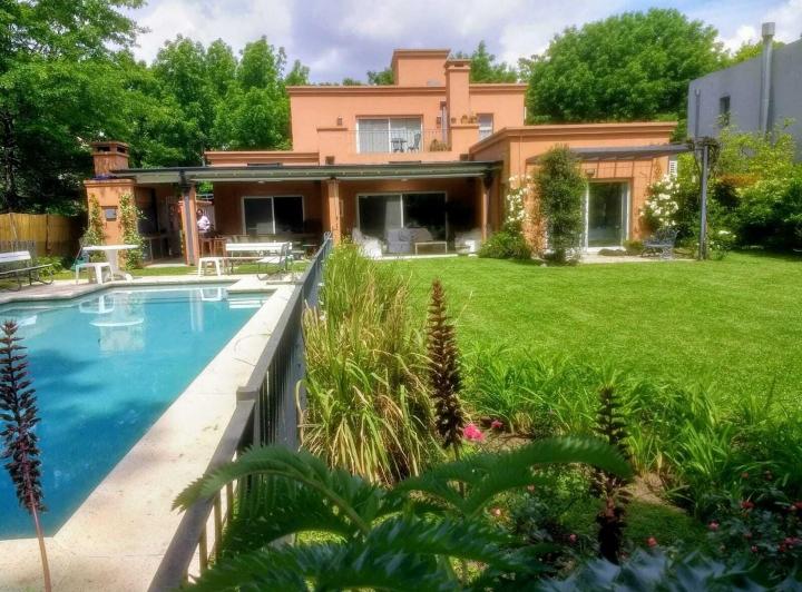 Casa · 250m² · 1 Cochera