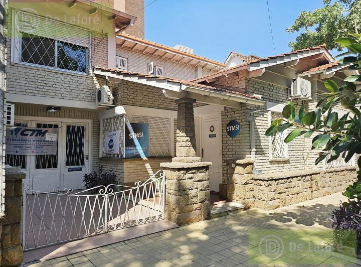 Casa · 155m² · 4 Ambientes · 2 Cocheras