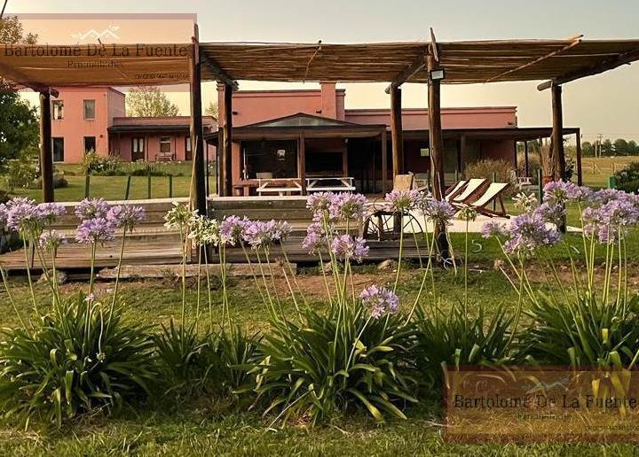 Casa · 200m² · 5 Dormitorios