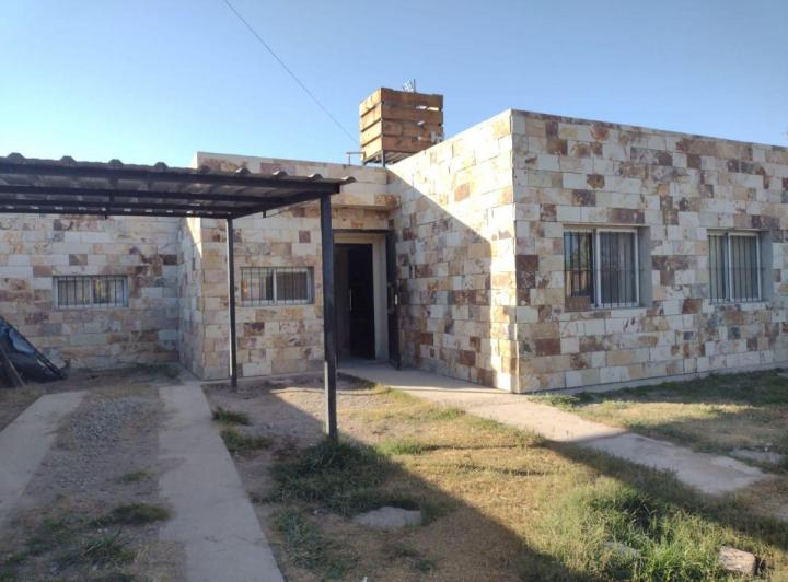 Casa · 125m² · 4 Ambientes · 1 Cochera