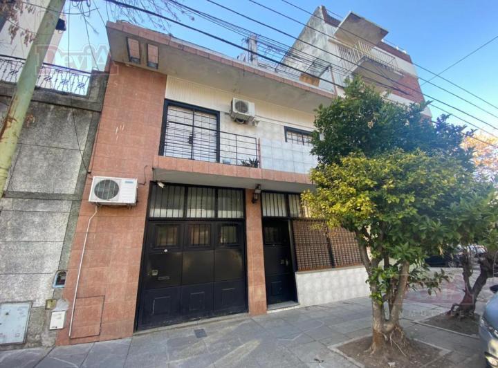 Casa · 207m² · 6 Ambientes · 1 Cochera