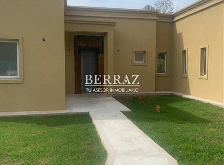 Casa · 182m² · 5 Ambientes · 1 Cochera