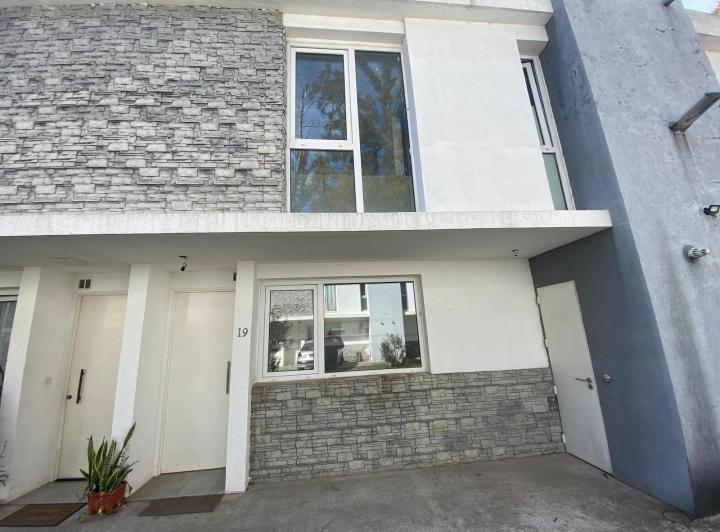 Casa · 140m² · 4 Ambientes · 1 Cochera