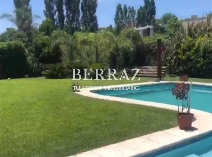 Casa · 250m² · 4 Ambientes · 1 Cochera