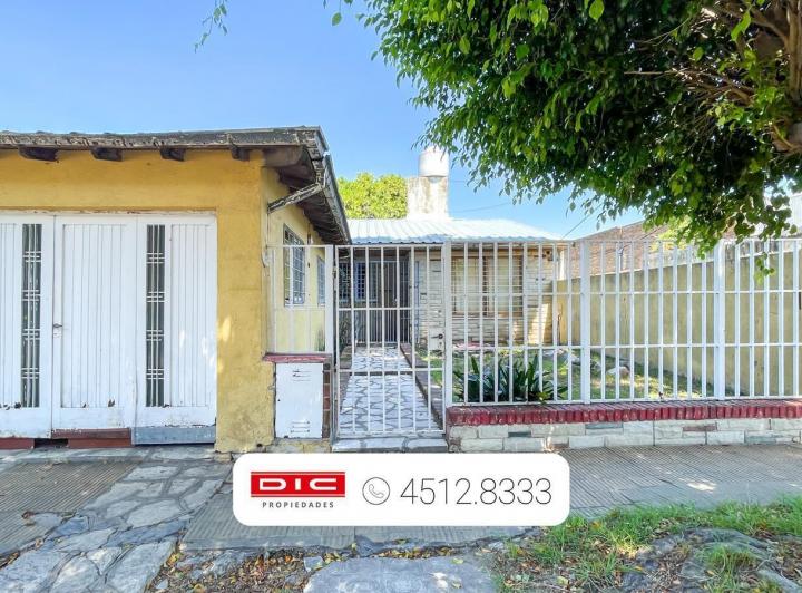 Casa · 81m² · 3 Ambientes · 1 Cochera