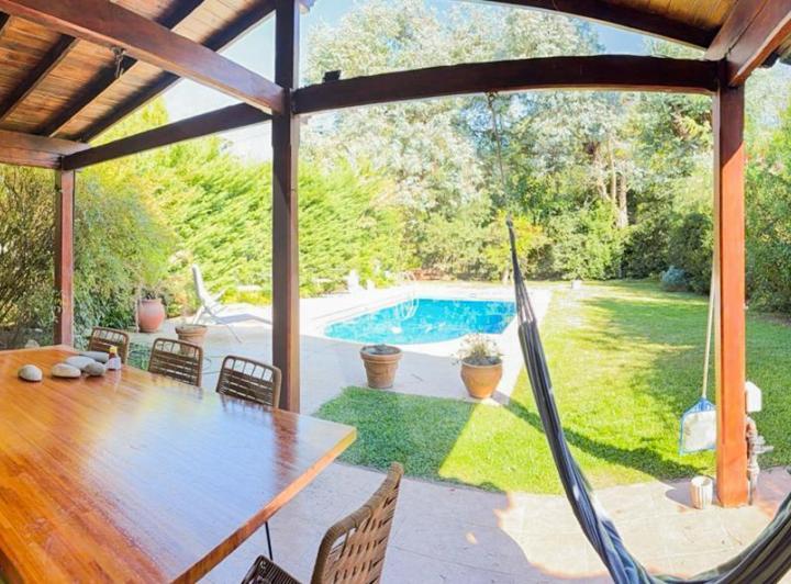 Casa · 97m² · 4 Ambientes · 3 Cocheras