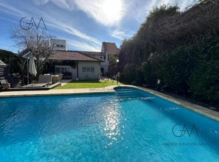 Casa · 269m² · 5 Ambientes · 1 Cochera