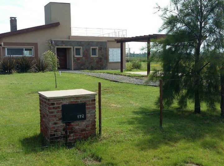 Casa · 100m² · 1 Ambiente · 1 Cochera