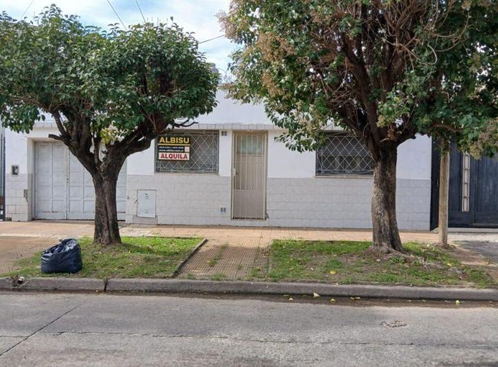 Casa · 120m² · 3 Ambientes · 3 Cocheras