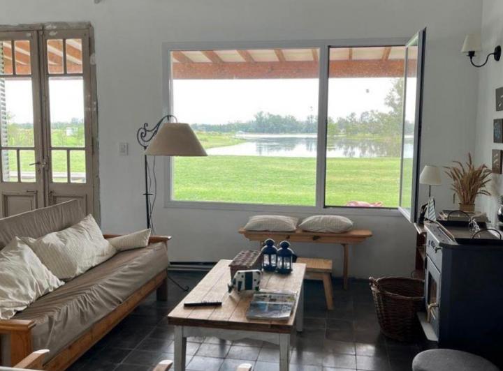 Casa · 140m² · 5 Ambientes