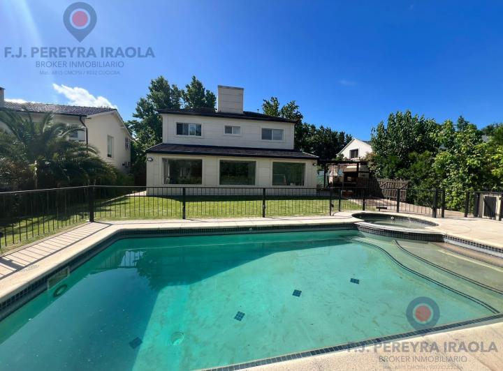Casa · 595m² · 5 Ambientes