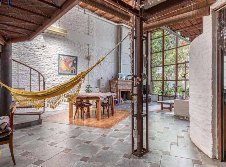 Casa · 280m² · 7 Ambientes
