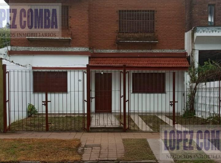 Casa · 90m² · 3 Ambientes · 2 Cocheras