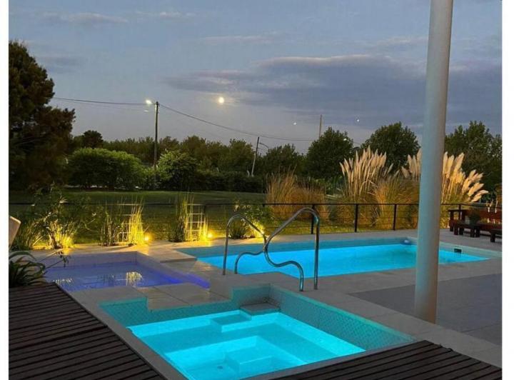 Casa · 600m² · 5 Ambientes
