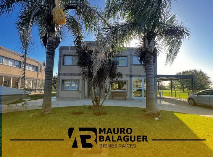 Casa · 320m² · 6 Ambientes · 6 Cocheras