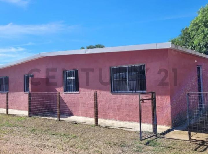 Casa · 50m² · 6 Ambientes · 2 Cocheras