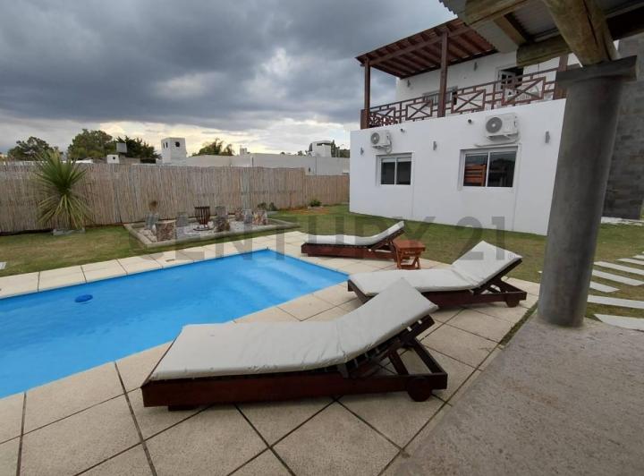 Casa · 1m²