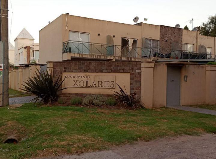 Casa · 66m² · 3 Ambientes · 1 Cochera