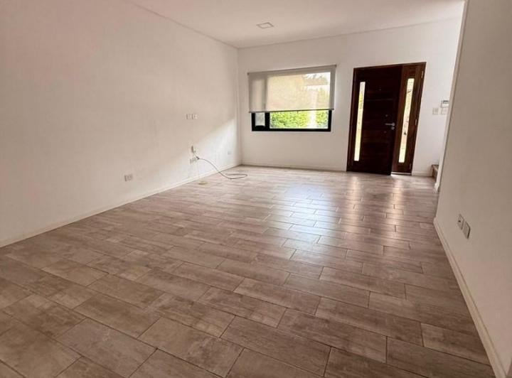 Casa · 60m² · 4 Ambientes