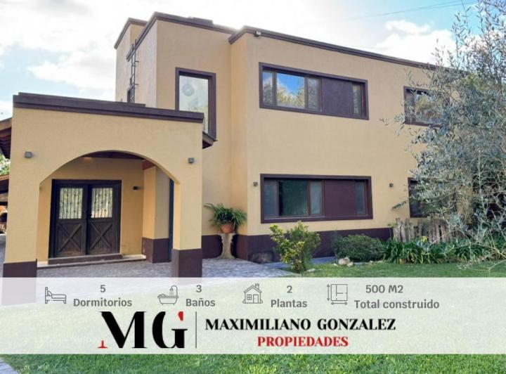 Casa · 450m² · 6 Ambientes · 2 Cocheras