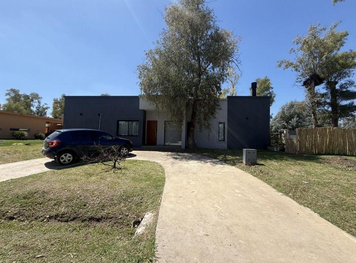 Casa · 120m² · 4 Ambientes · 1 Cochera