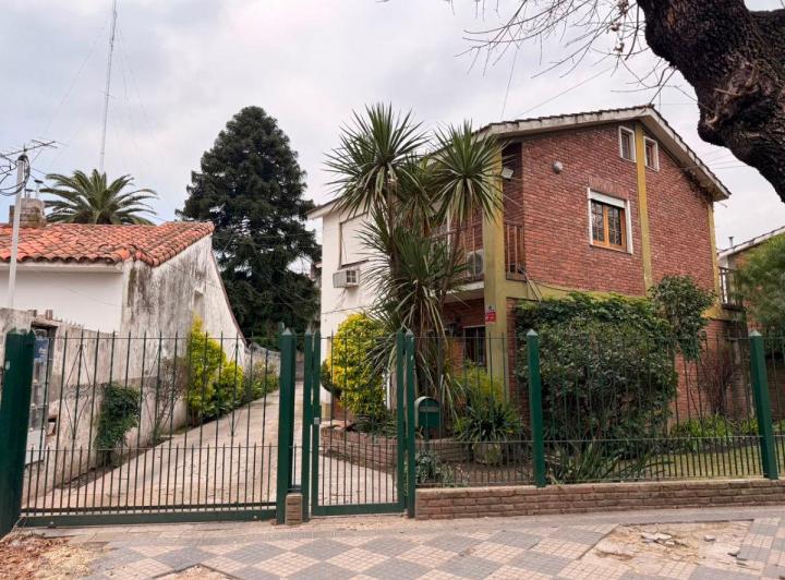 Casa · 80m² · 4 Ambientes