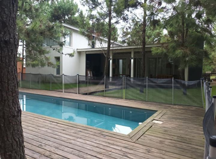 Casa · 220m² · 7 Ambientes · 2 Cocheras